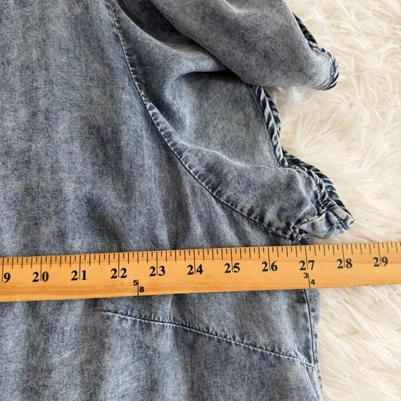 Jane + Delancey Womens Lightweight Denim Button Down Tunic Top Size 1X Blue - Picture 5 of 9
